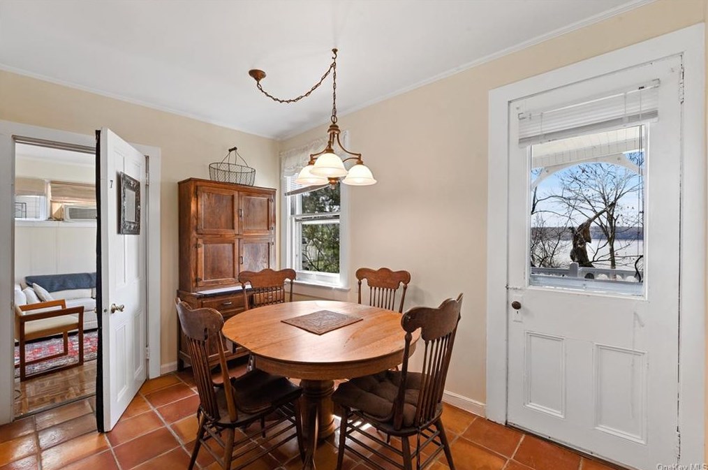 63 Livingston Ave, Dobbs Ferry NY exterior