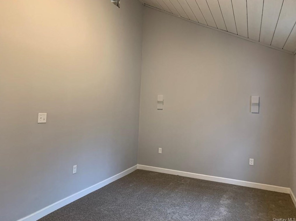 442 Strawridge Rd, Wallkill NY  12589-3968 exterior