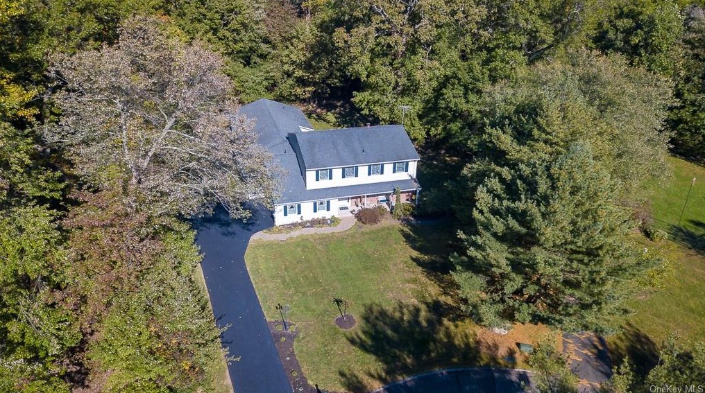 48 Continental Dr, West Nyack, NY 10994