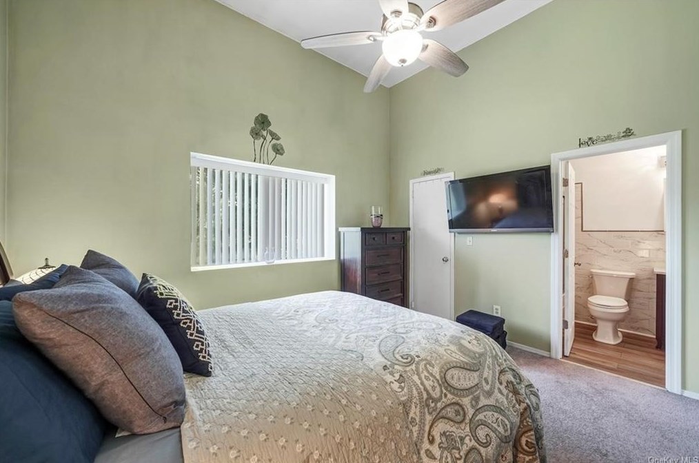 10 Waterview Est, Peekskill NY  10566-4437 exterior