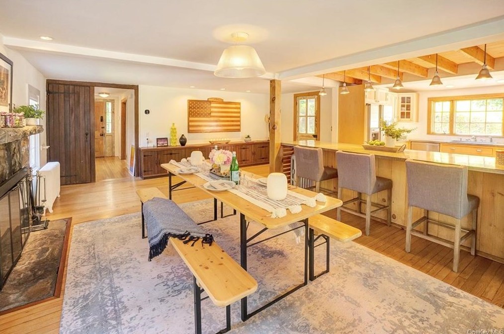 80 Tripp St, Mount Kisco NY  10549-4624 exterior