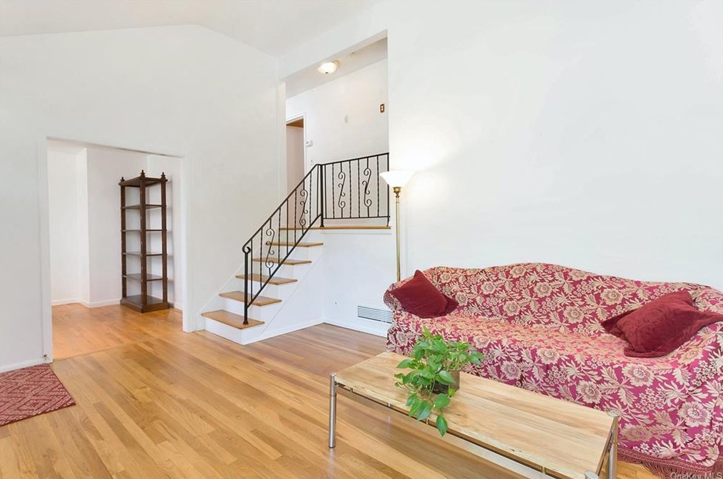 791 Main St, Mount Kisco NY  10549-3515 exterior