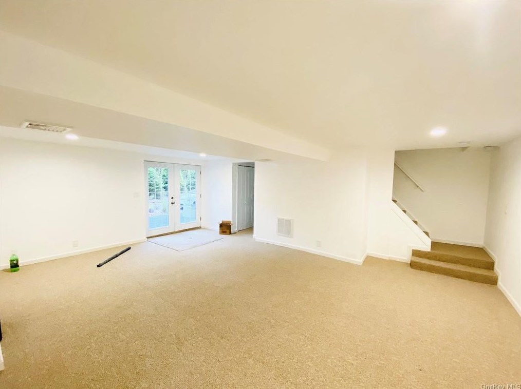 148 Cortlandt St, Croton On Hudson NY  10520-1416 exterior
