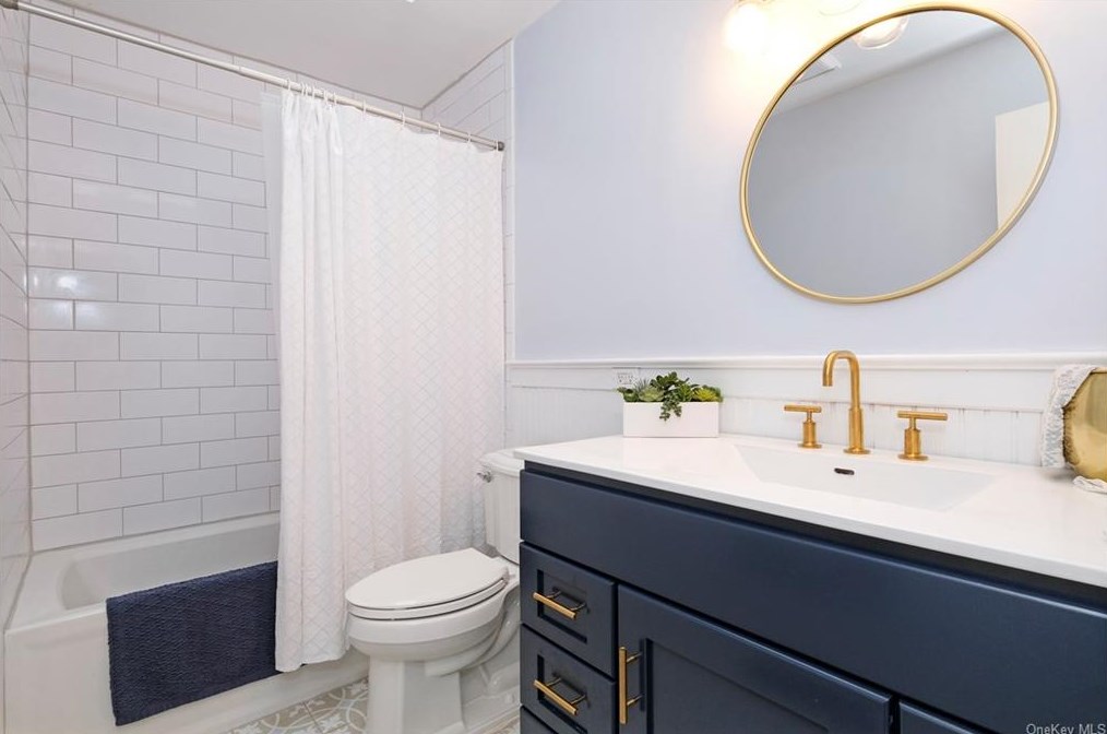 74 Allison Rd, Katonah NY  10536-3428 exterior