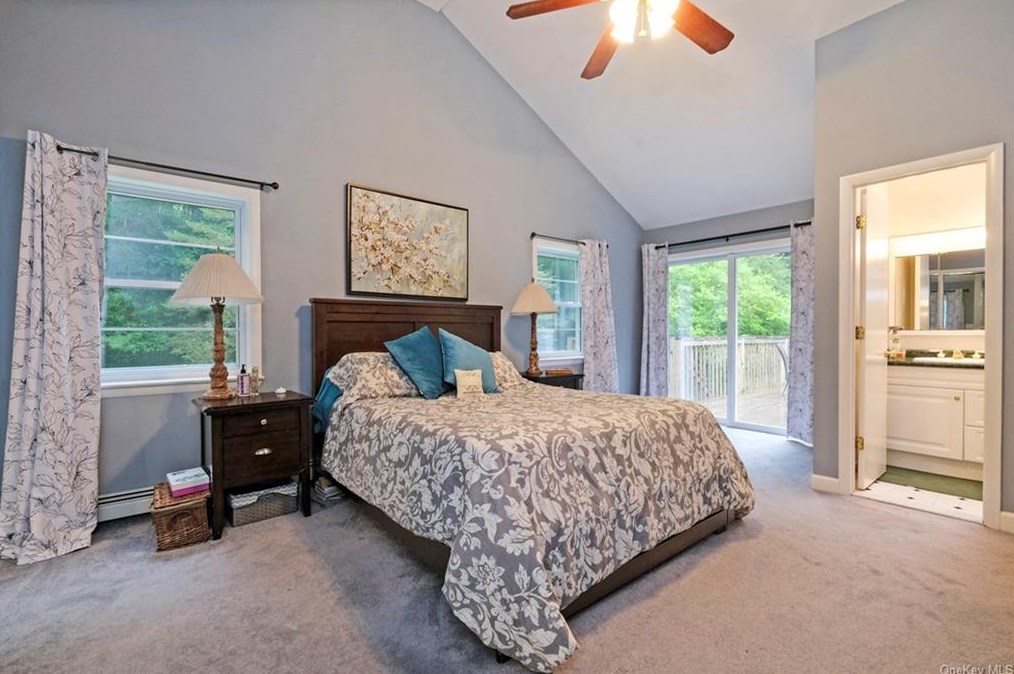 74 Allison Rd, Katonah NY  10536-3428 exterior