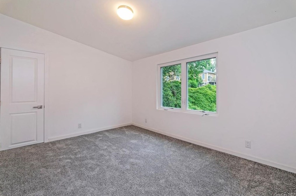 148 Cortlandt St, Croton On Hudson NY  10520-1416 exterior
