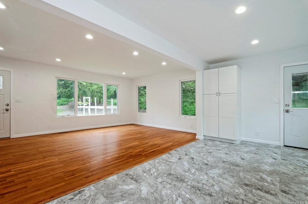 148 Cortlandt St, Croton On Hudson NY  10520-1416 exterior