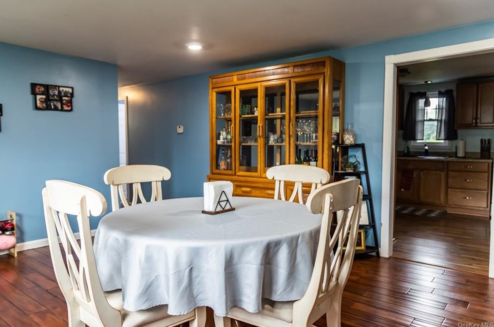 27 Hickory Ave, Port Jervis NY  12771-3727 exterior