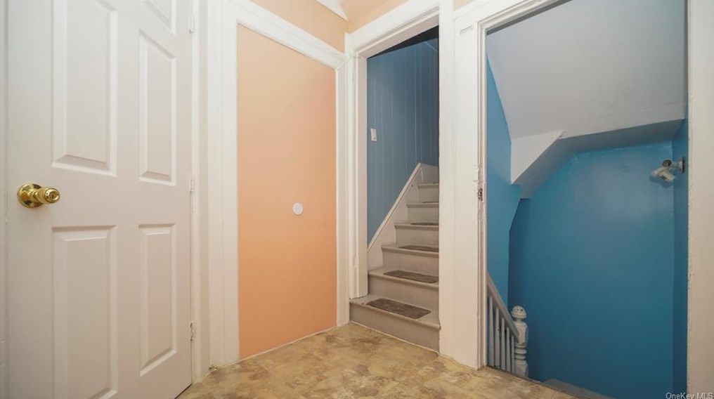 61 Poningo St, Rye Brook NY  10573-4011 exterior