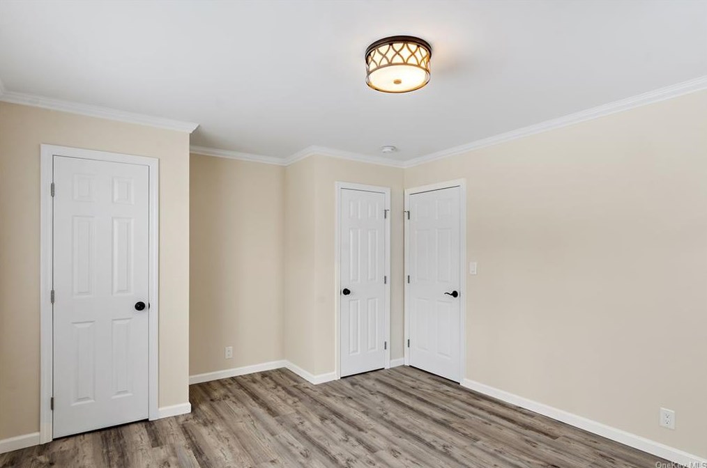 170 Heights Dr, Yonkers NY  10710-2432 exterior