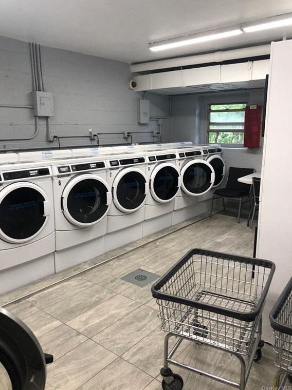 20 Secor Pl, Yonkers NY 10704-3209 exterior