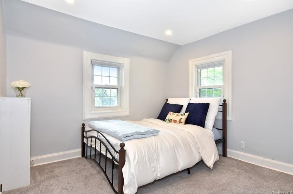 16 Broadway, Dobbs Ferry NY 10522-2852 exterior