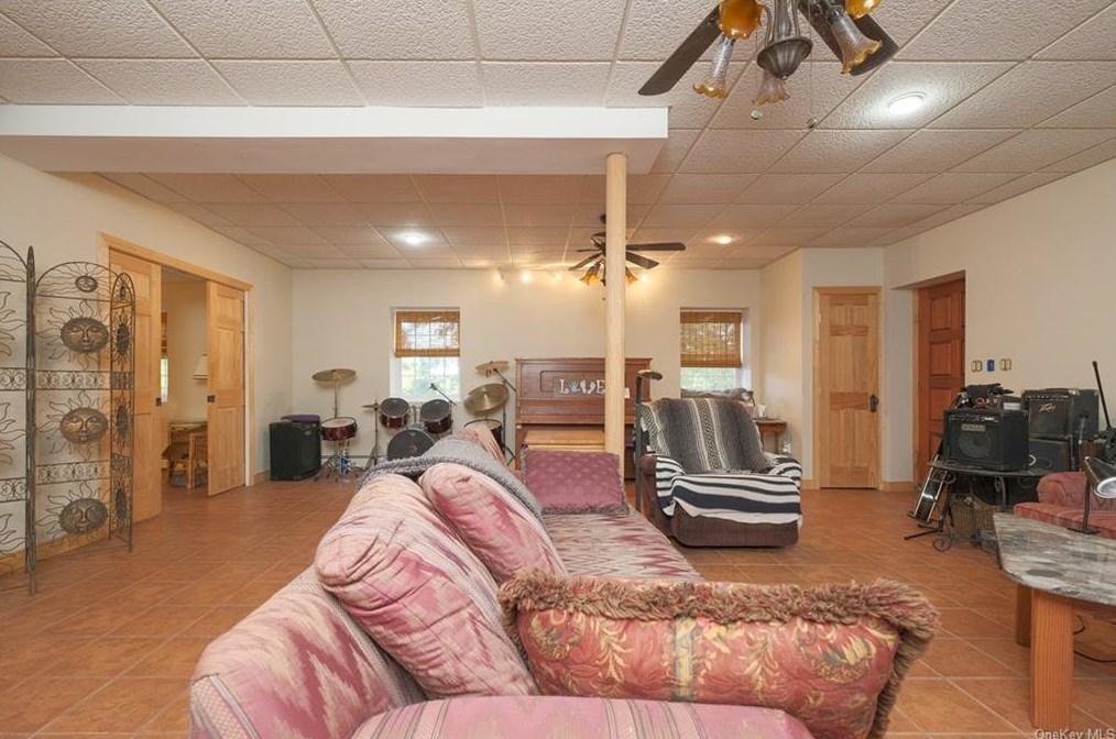 1634 Prospect Ter, Peekskill NY 10566-4833 exterior