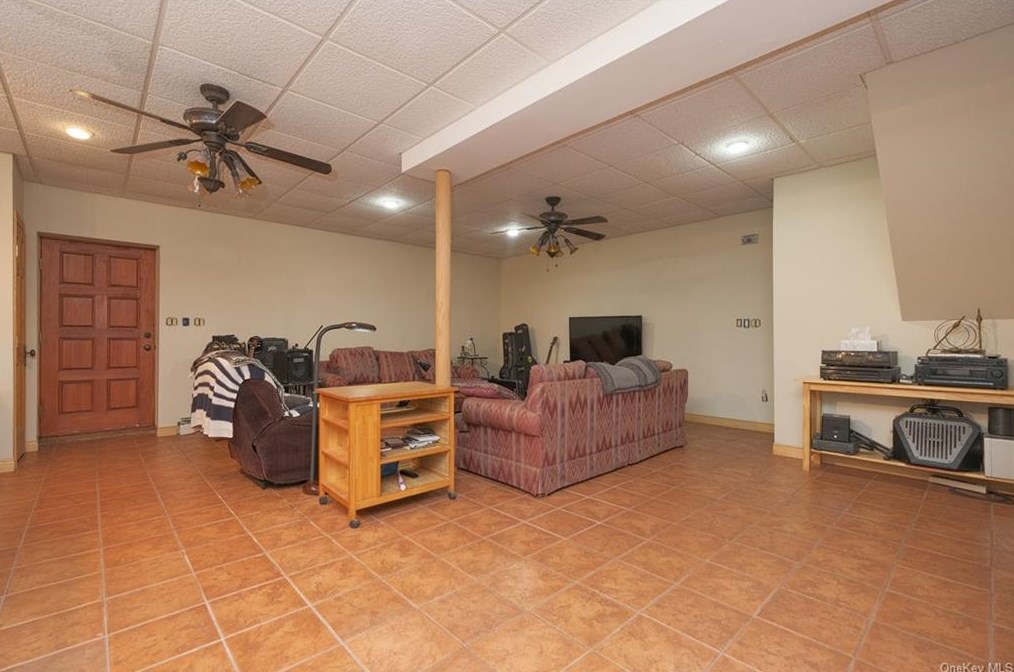 1634 Prospect Ter, Peekskill NY 10566-4833 exterior