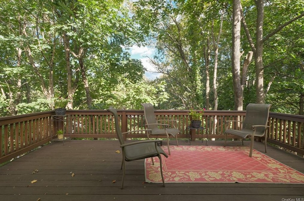 1634 Prospect Ter, Peekskill NY 10566-4833 exterior