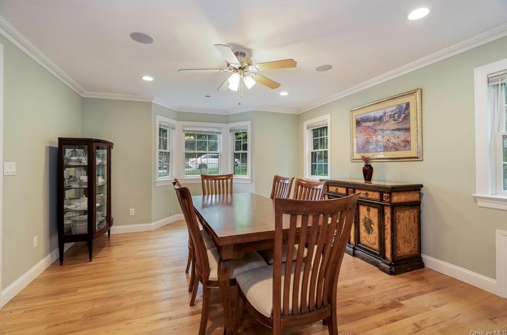 86 High St, Yonkers NY 10706-3934 exterior