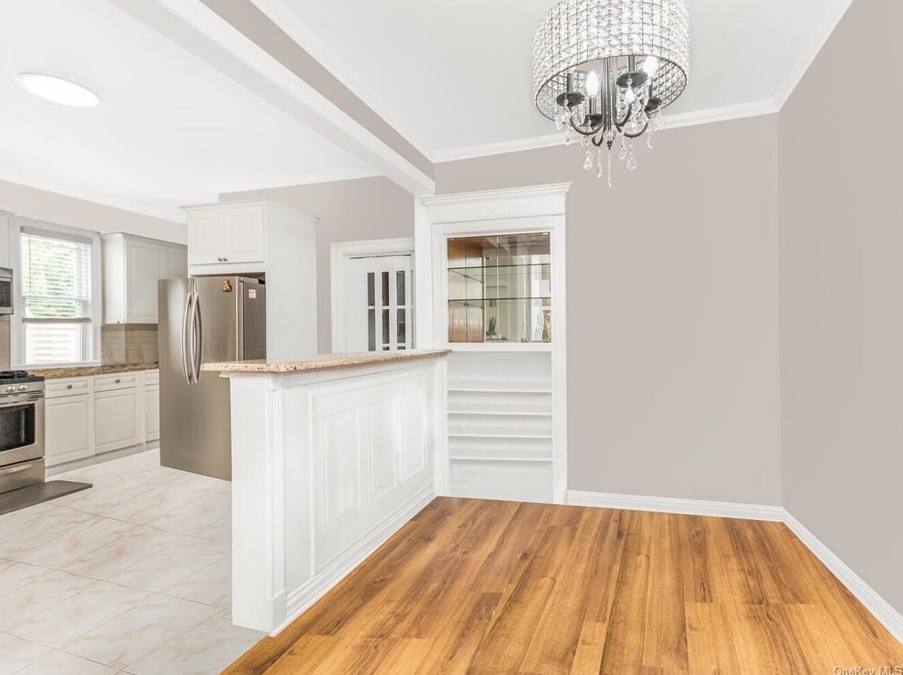 25 Colin St, Yonkers NY 10701-5511 exterior