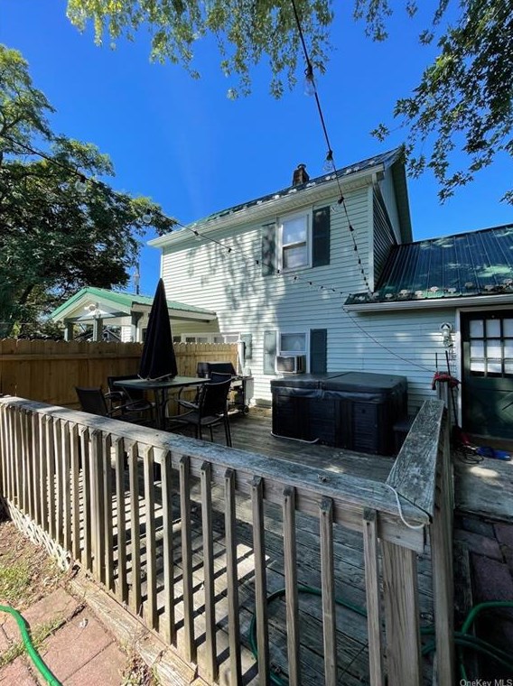 6 Patterson St, Port Jervis NY  12771-2313 exterior