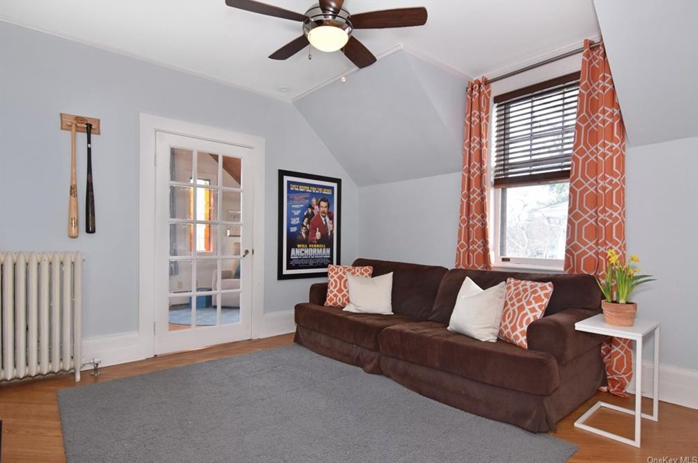 17 Bellair Dr, Dobbs Ferry NY 10522-3503 exterior