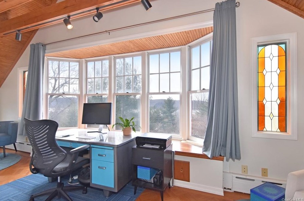 17 Bellair Dr, Dobbs Ferry NY 10522-3503 exterior