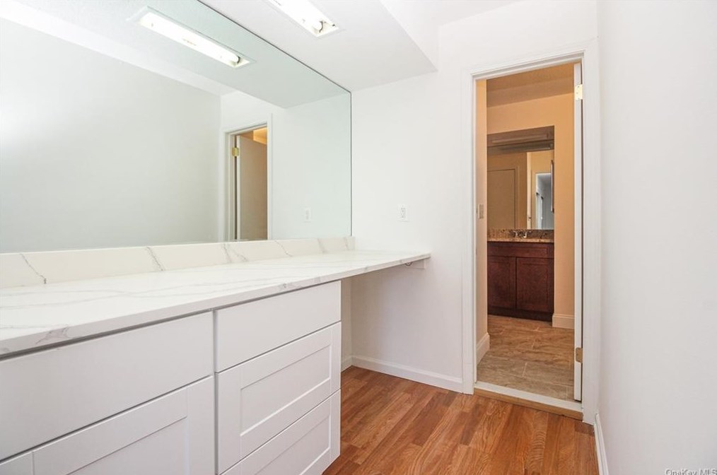 15 Villa Dr, Peekskill NY 10566-4939 exterior