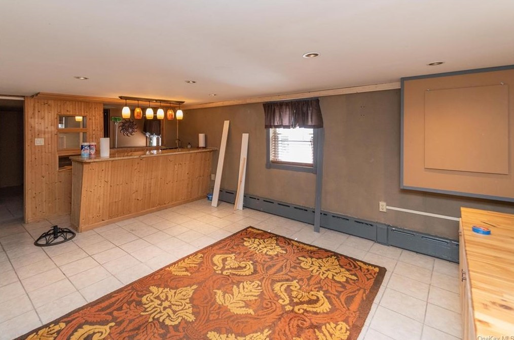 1230 Mombasha Rd, Monroe NY 10950-5323 exterior