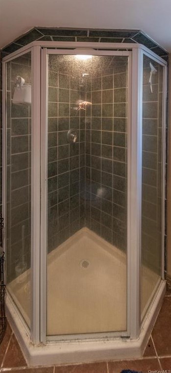 1230 Mombasha Rd, Monroe NY 10950-5323 exterior