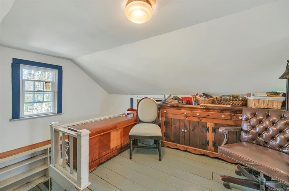 1340 Longview Ave, Peekskill NY  10566-4825 exterior