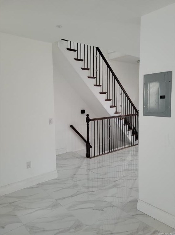 160 Elm St, Yonkers NY  10701-3932 exterior