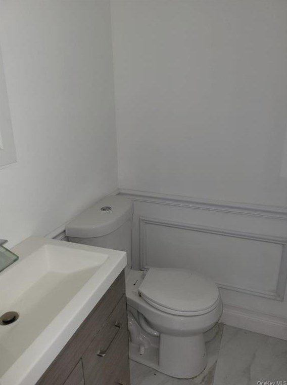 160 Elm St, Yonkers NY  10701-3932 exterior