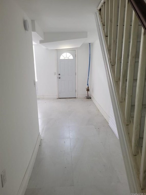 160 Elm St, Yonkers NY  10701-3932 exterior