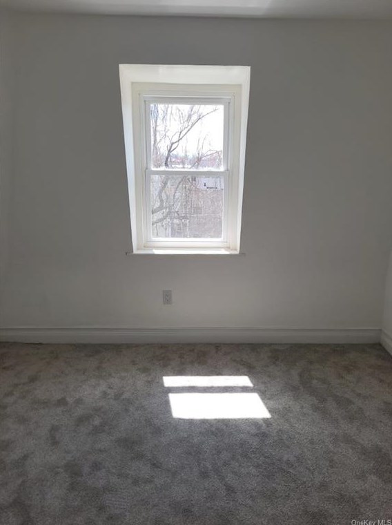 160 Elm St, Yonkers NY  10701-3932 exterior