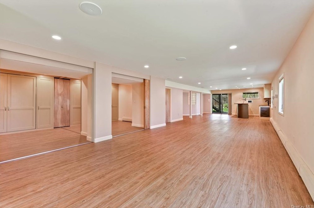 38 Deer Trak Ln, Goldens Bridge NY 10526-1207 exterior