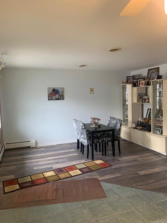 218 Hubert Humphrey Dr, Chestnut Ridge NY  10977-6720 exterior