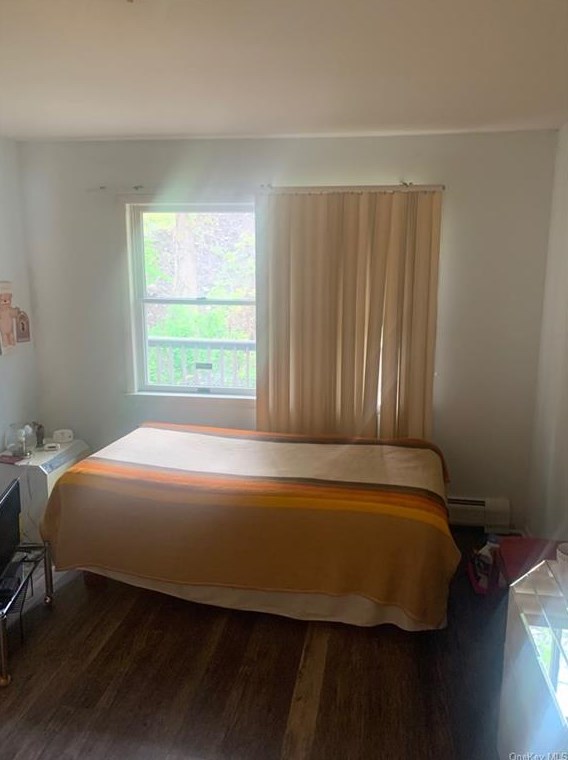 218 Hubert Humphrey Dr, Chestnut Ridge NY  10977-6720 exterior