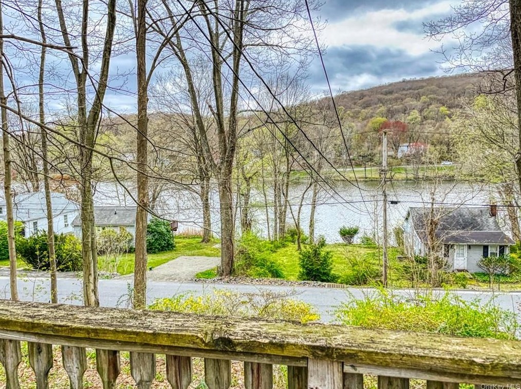 244 Terry Hill Rd, Kent Lakes NY  10512-5222 exterior