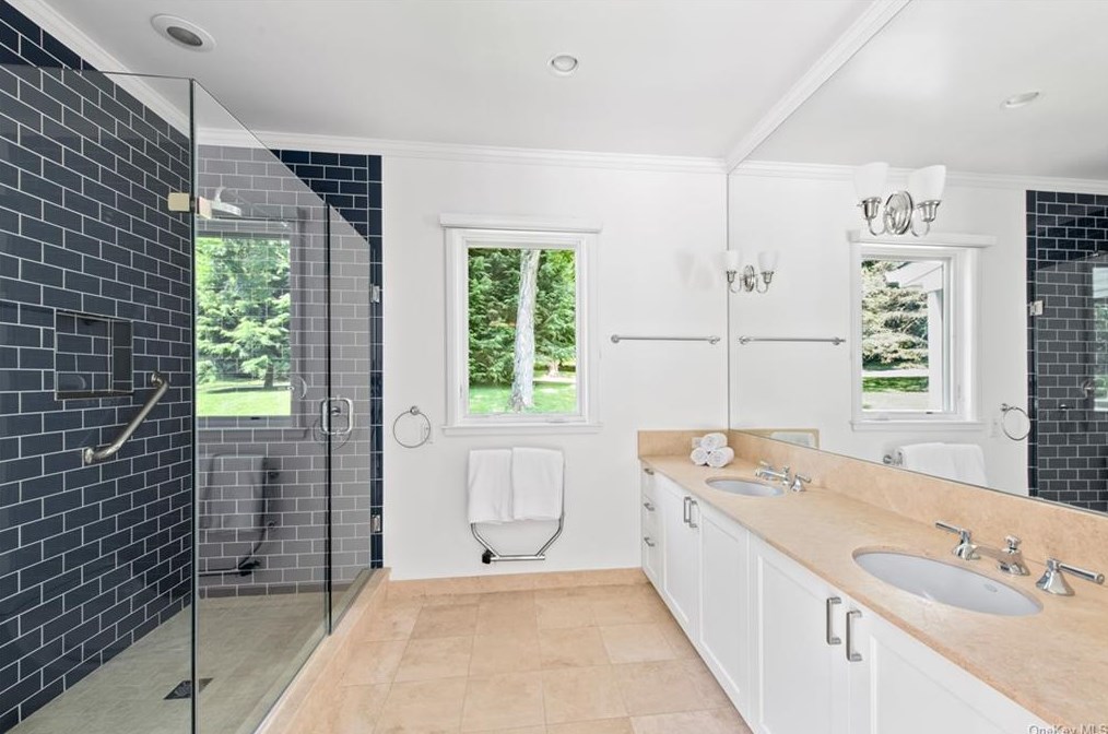 21 Logan Ln, Katonah NY  10536-3246 exterior