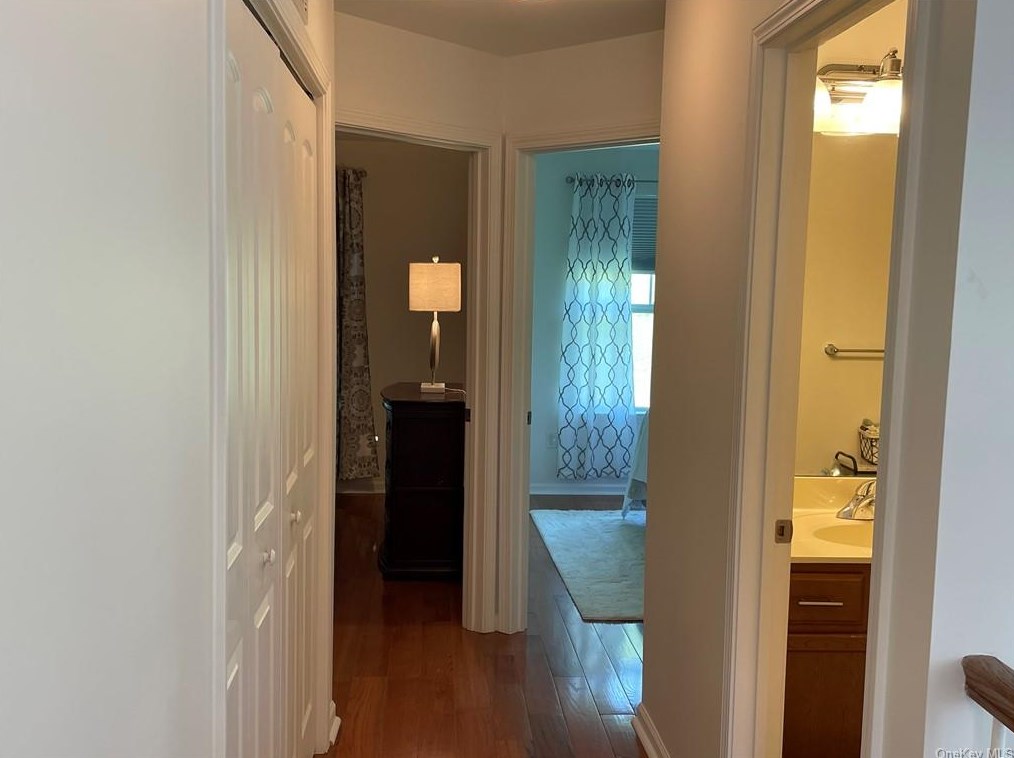 1208 Hawthorn Way, Newburgh NY  12553-4781 exterior