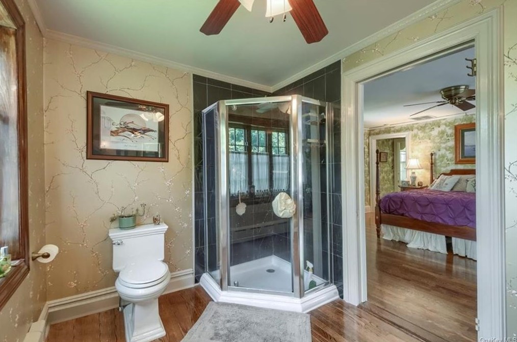 540 Oakridge Pkwy, Peekskill NY  10566-2400 exterior