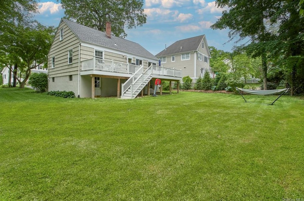 161 Osborn Rd, Rye NY  10580-1328 exterior