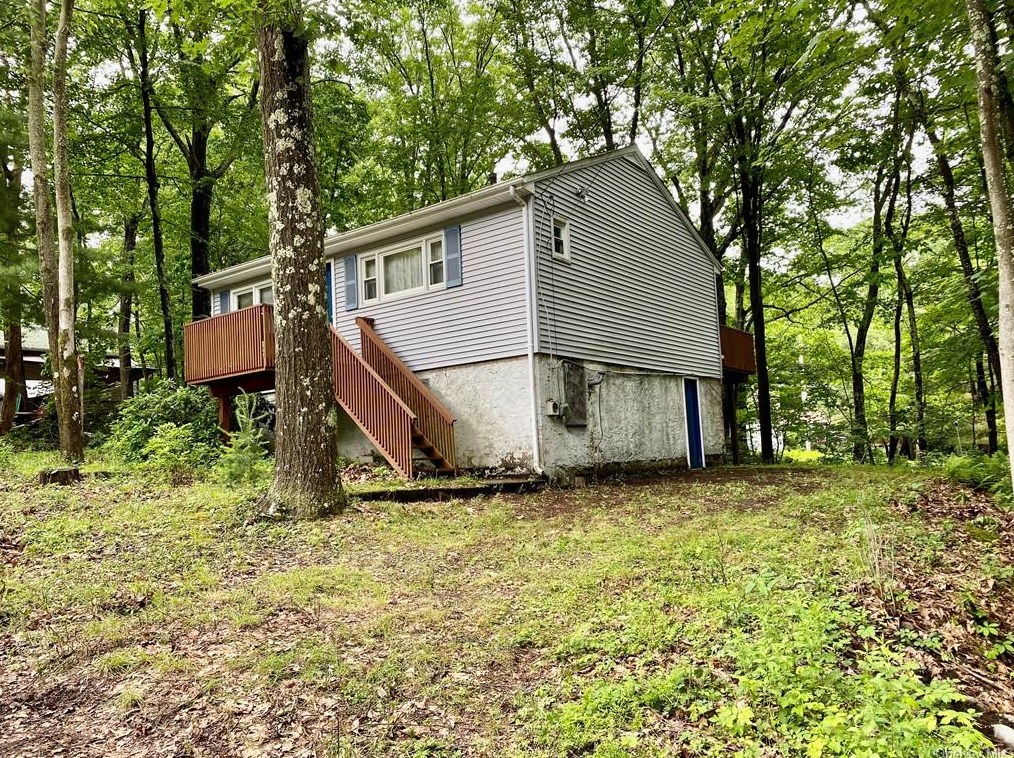 42 Aldow St, Wurtsboro NY  12790-5805 exterior