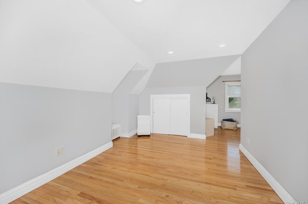 130 Lawton St, Yonkers NY  10705-4637 exterior