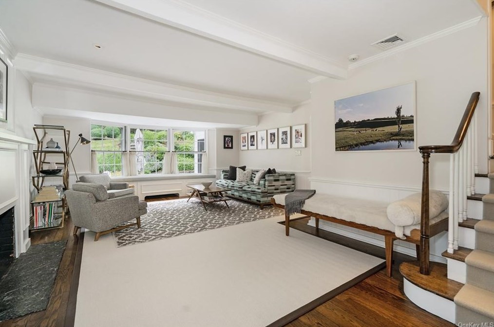 183 Highland Rd, Rye NY  10580-1833 exterior