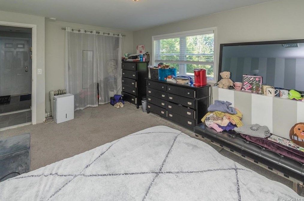 19 Circle Dr, Monroe NY  10950-3638 exterior