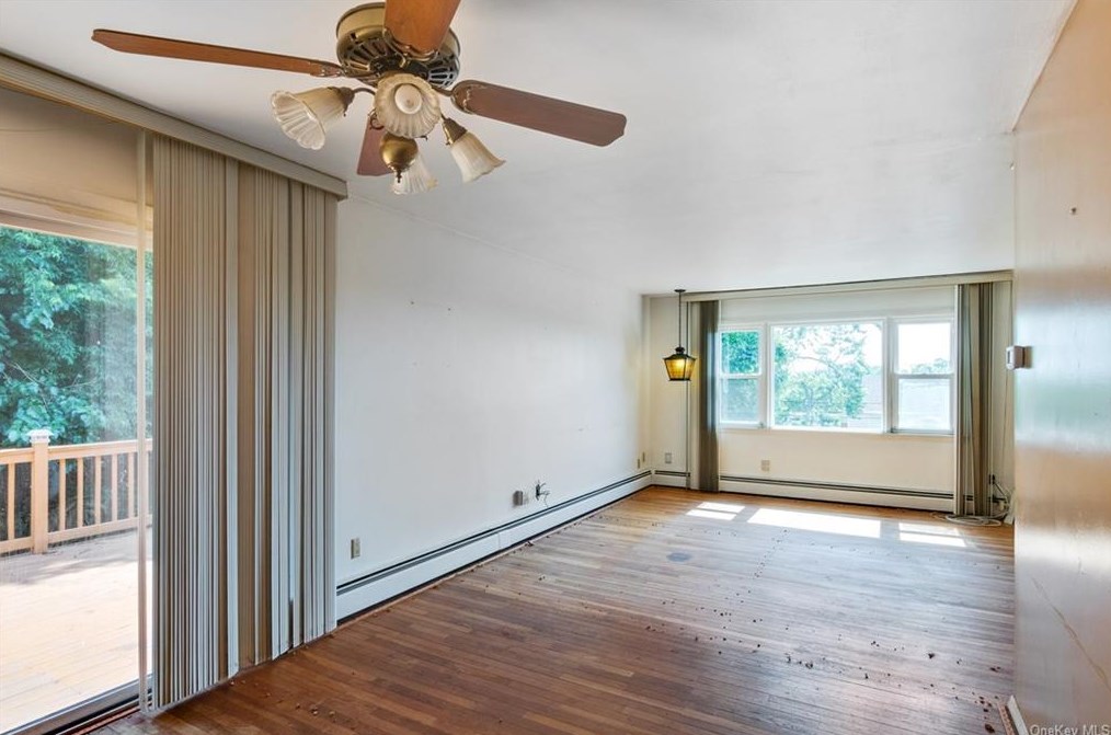 137 Bellevue Pl, Yonkers NY  10703-1626 exterior