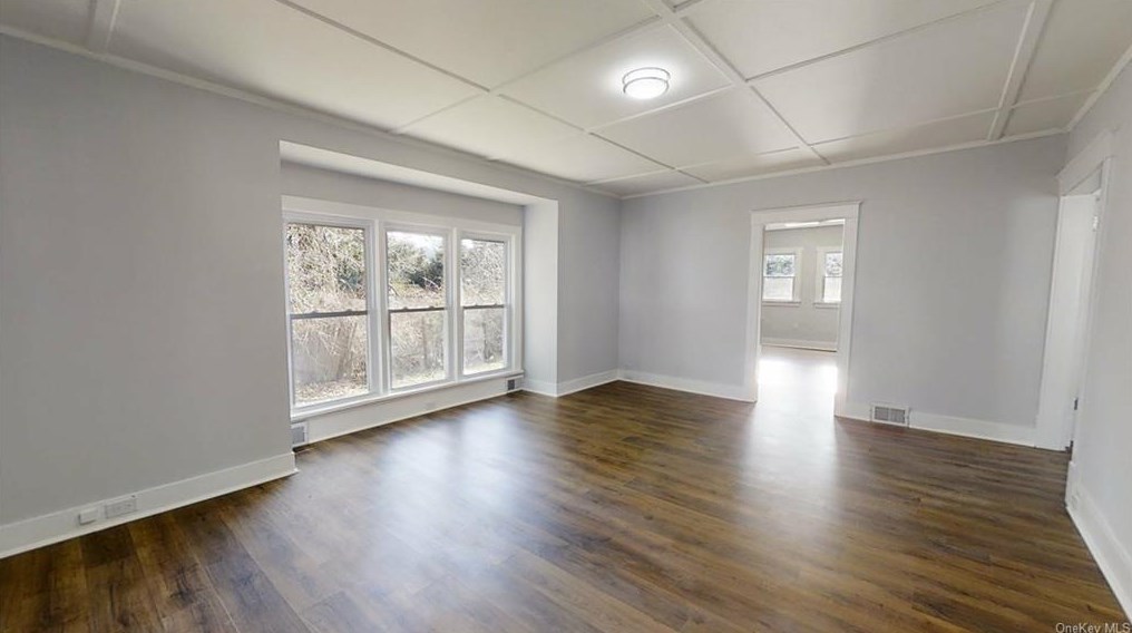 571 Rte 376, East Fishkill NY  12533-6088 exterior