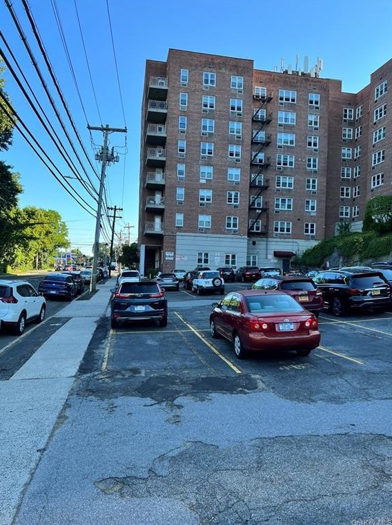 495 Odell Ave, Yonkers NY  10703-1146 exterior