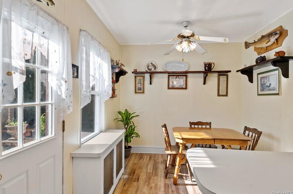 190 Crescent Pl, Yonkers NY 10704-1603 exterior