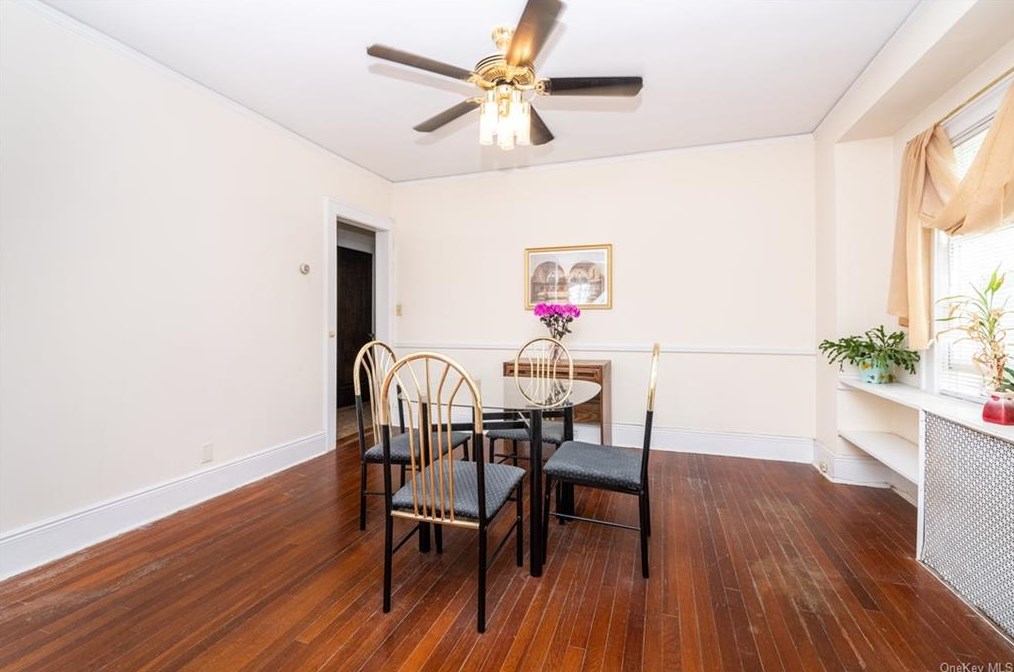 514 Mile Square Rd, Yonkers NY 10704-1936 exterior