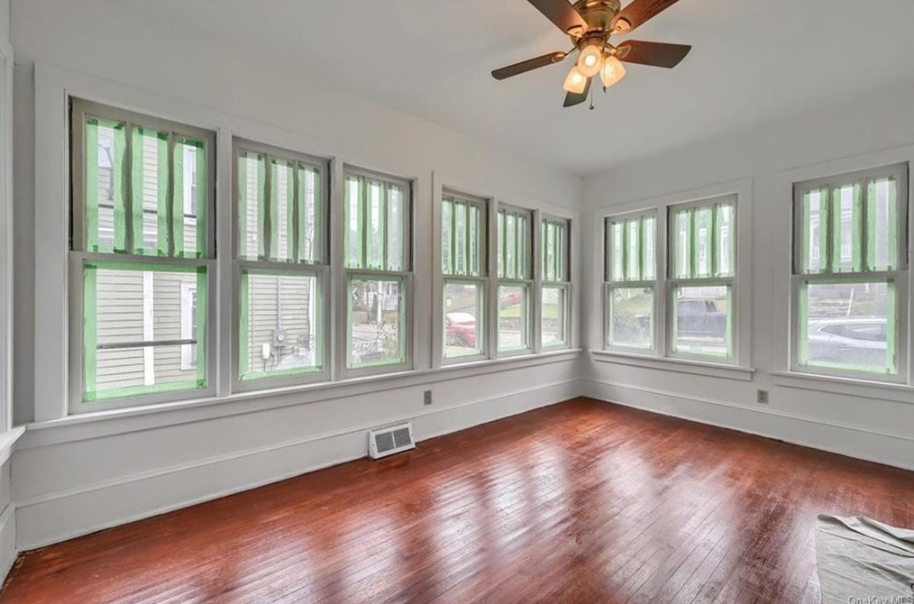 91 Walnut St, Walden NY  12586-1917 exterior